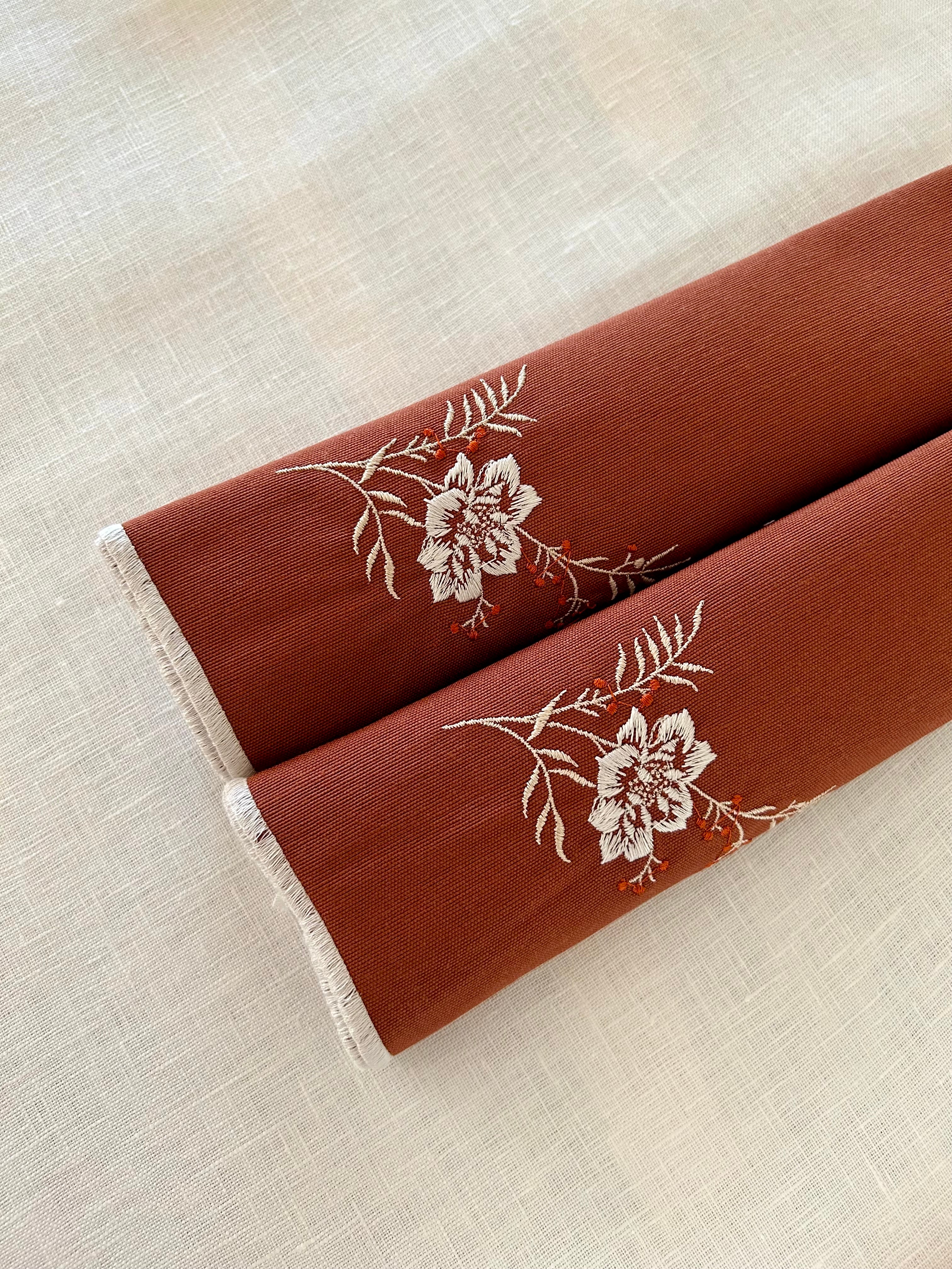 Servilletas Flor Bordada (Pack 2 uds)